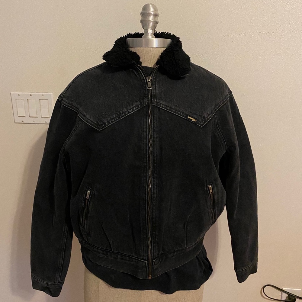 NOT FOR SALE Wrangler Sherpa Jacket Sale π₯ - Picture 5 of 5